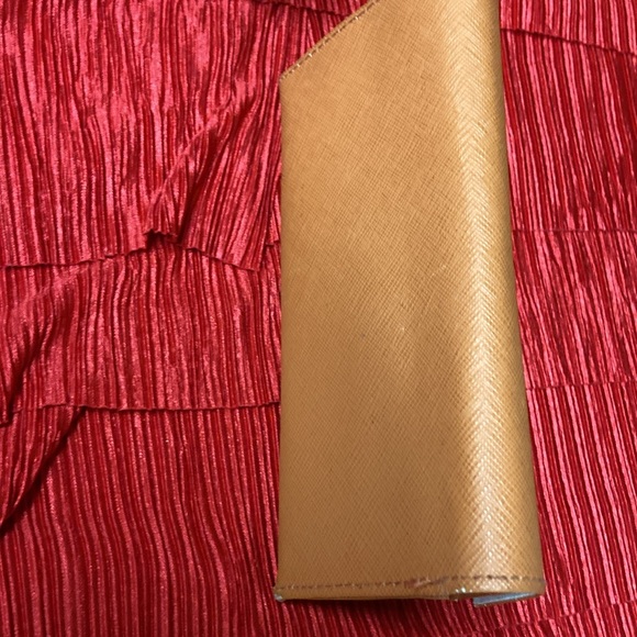 Tory Burch Women’s Prescription Sunglasses and Case - Picture 9 of 16